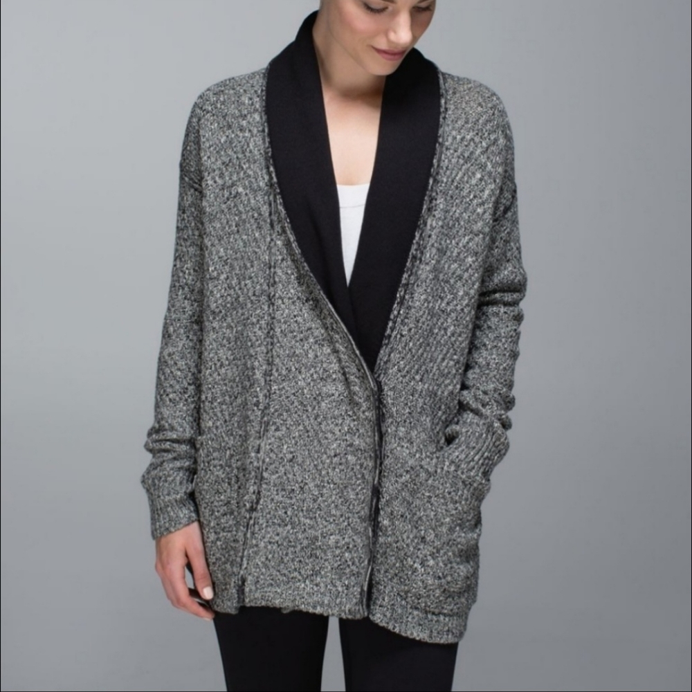 LULULEMON Post Practice Cardigan Ghost Black Knit